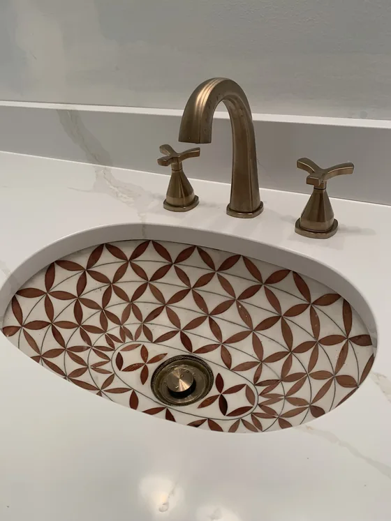 Decorative sink and bronze faucet